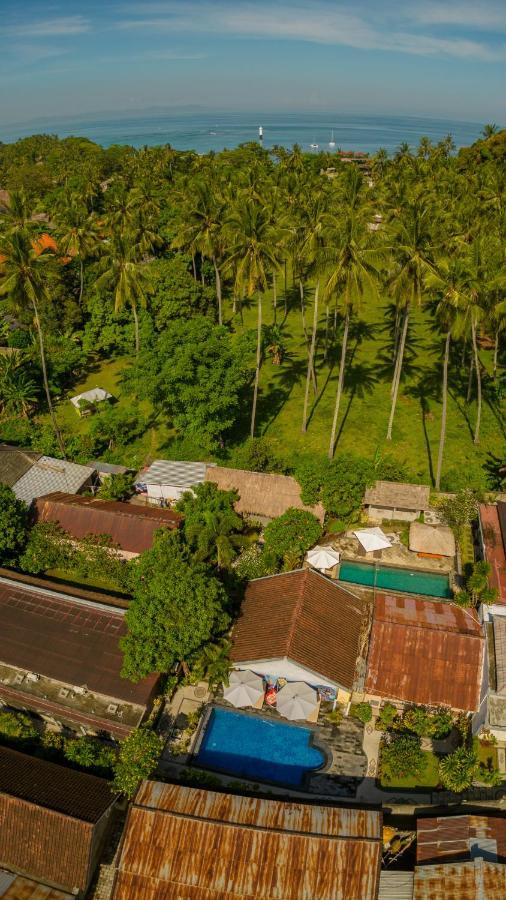 Family Garden Homestay Senggigi Bagian luar foto